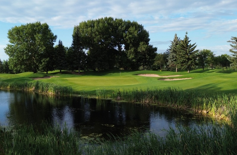 The Willows Club